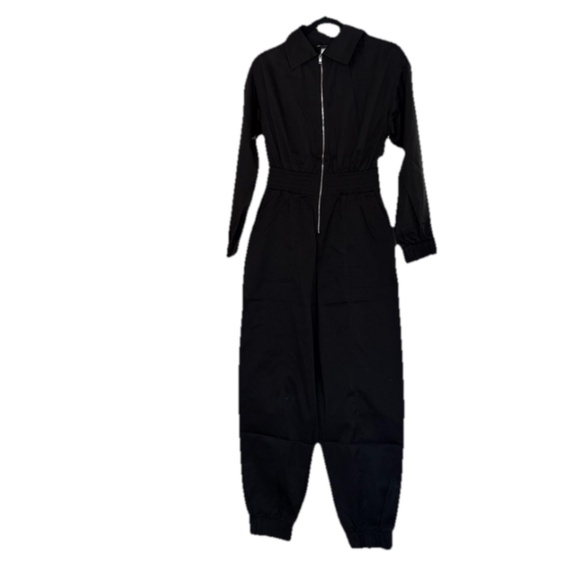 Solid black Utility Jumpsuit with zipper - Picture 1 of 2